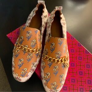 Tory Burch Leather Floral Loafers New With Box